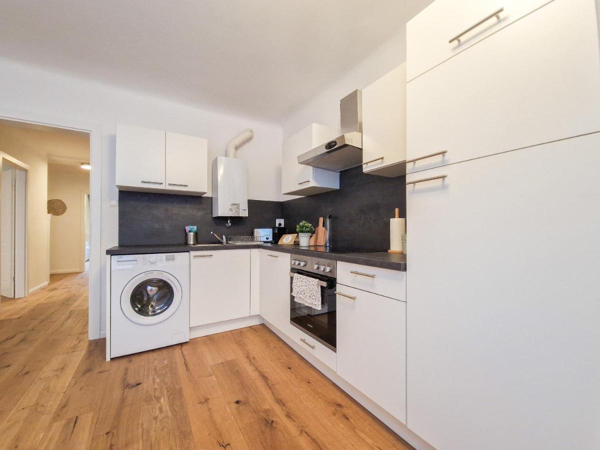 Feelhome - Design Apartment - Kitchen - Kingbed - Smart Tv เวียนนา ภายนอก รูปภาพ