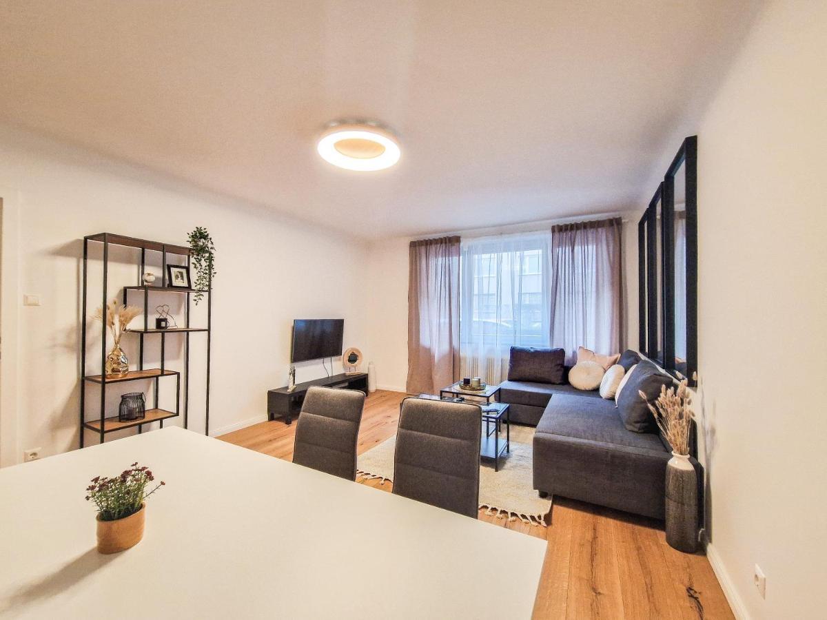 Feelhome - Design Apartment - Kitchen - Kingbed - Smart Tv เวียนนา ภายนอก รูปภาพ