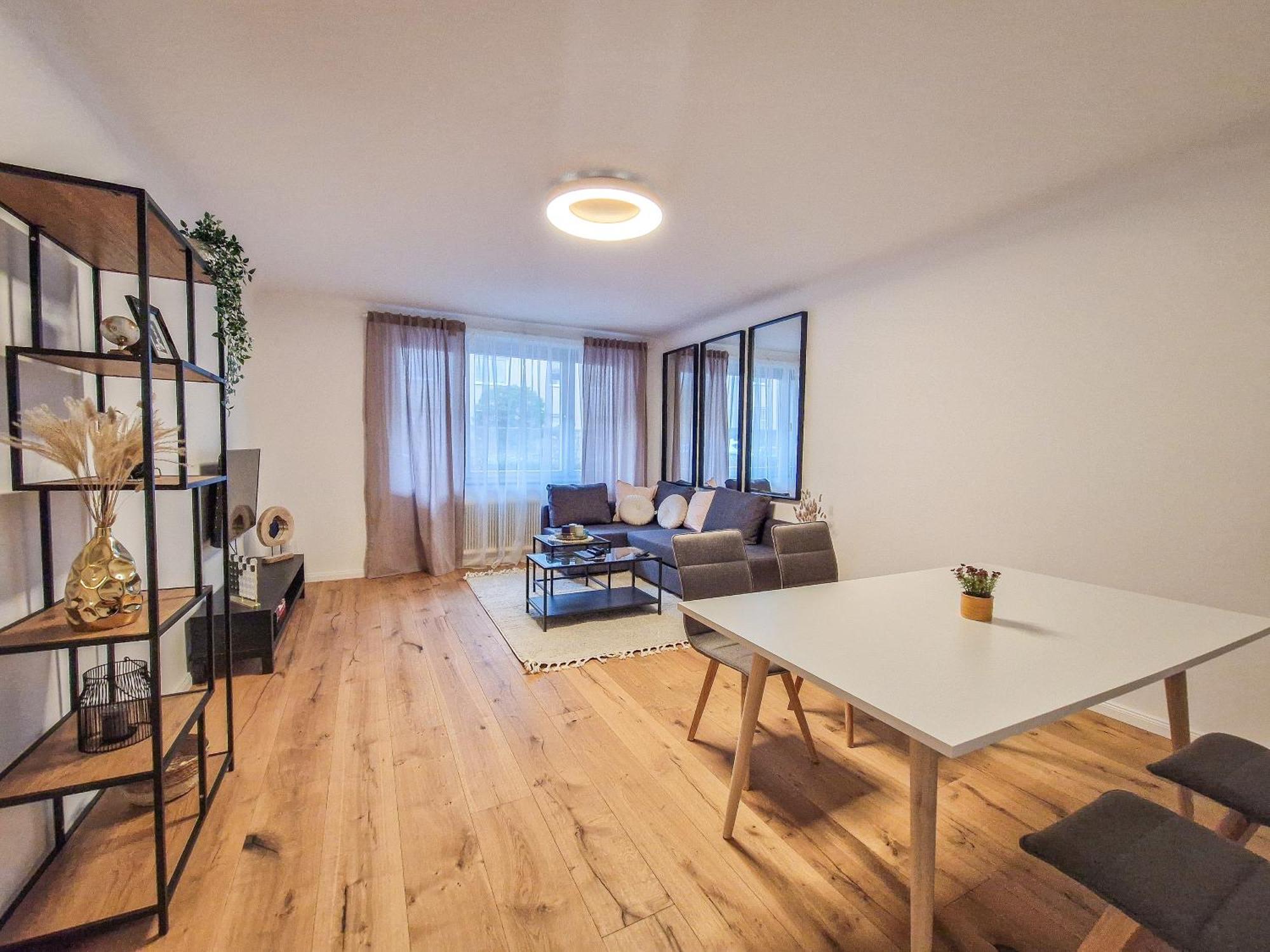 Feelhome - Design Apartment - Kitchen - Kingbed - Smart Tv เวียนนา ภายนอก รูปภาพ